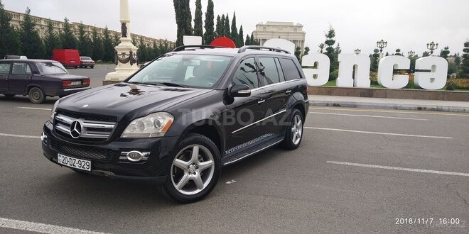 Mercedes GL 450 2008, 145,000 km - 4.7 l - Gəncə