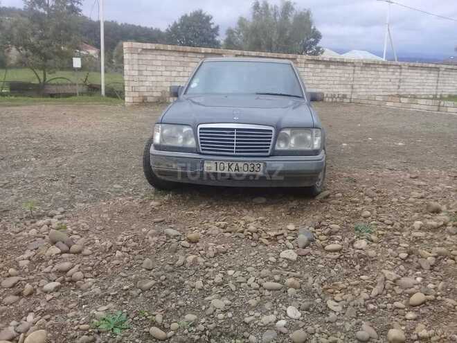 Mercedes E 220 1994, 297,122 km - 2.2 l - Lənkəran