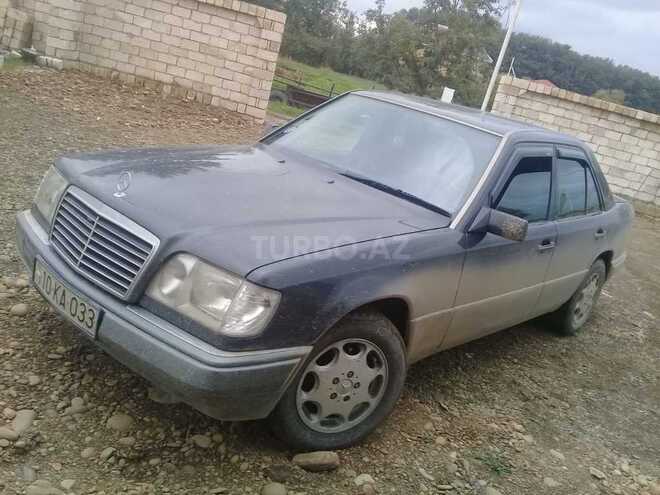 Mercedes E 220 1994, 297,122 km - 2.2 l - Lənkəran