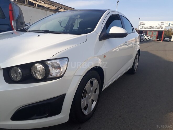 Chevrolet Aveo 2013, 130,000 km - 1.4 l - Gəncə