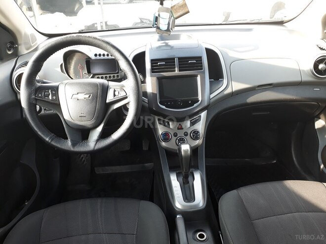 Chevrolet Aveo 2013, 130,000 km - 1.4 l - Gəncə