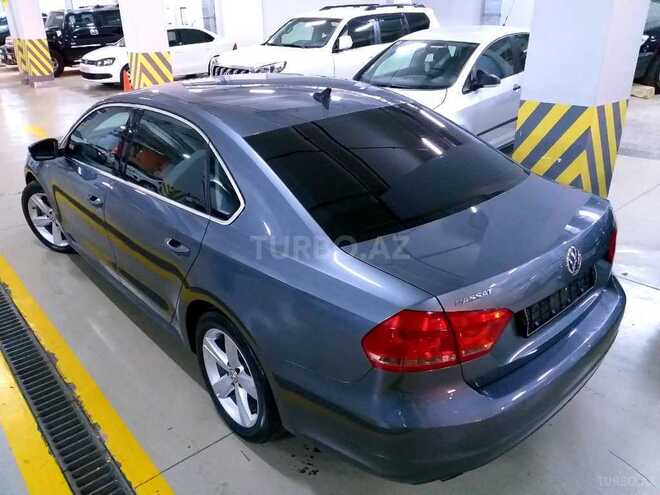 Volkswagen Passat 2013, 80,500 km - 1.8 l - Bakı