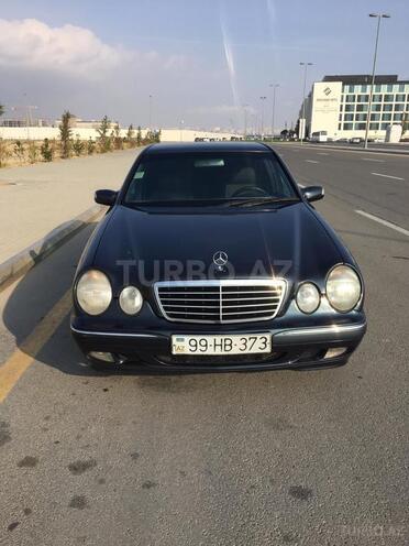 Mercedes E 240 2000, 257,000 km - 2.4 л - Bakı