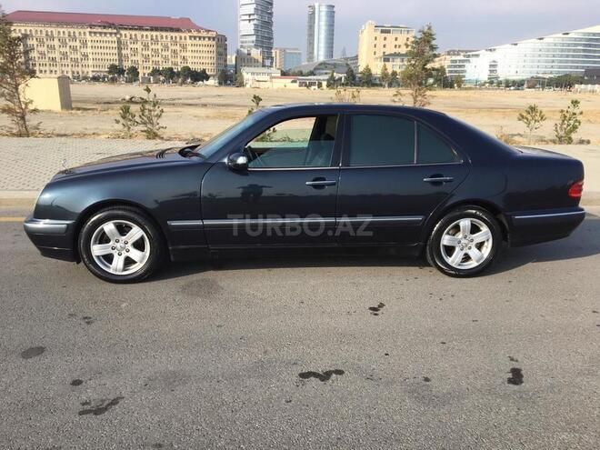 Mercedes E 240 2000, 257,000 km - 2.4 л - Bakı