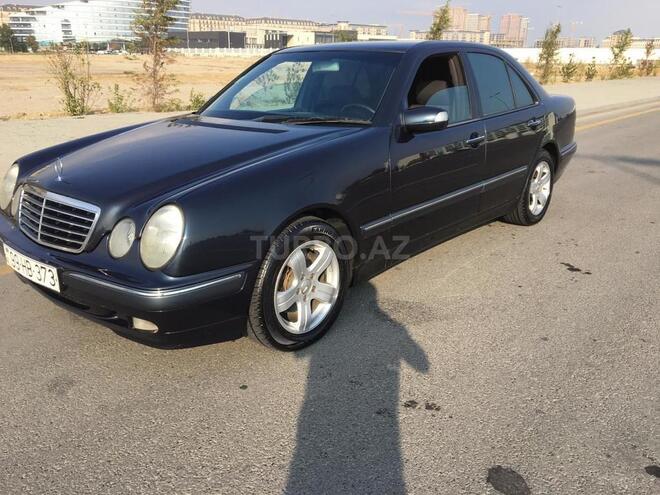 Mercedes E 240 2000, 257,000 km - 2.4 л - Bakı
