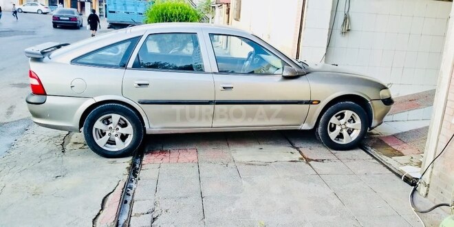 Opel Vectra 1997, 266,000 km - 1.6 l - Bakı