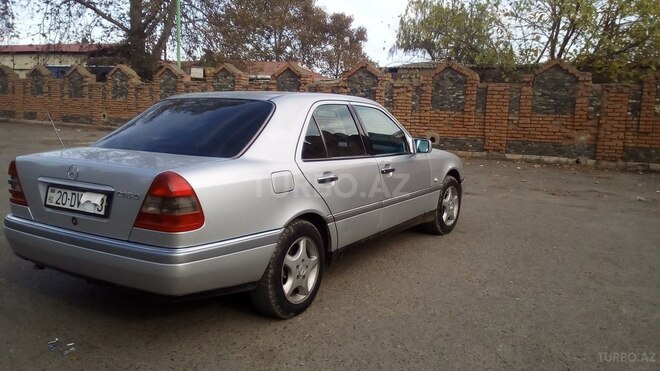 Mercedes C 180 1993, 250,000 km - 1.8 l - Gəncə