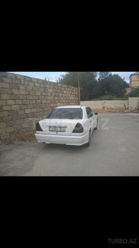 Mercedes C 200 1997, 302,000 km - 2.0 л - Bakı