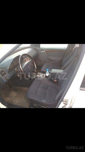 Mercedes C 200 1997, 302,000 km - 2.0 л - Bakı