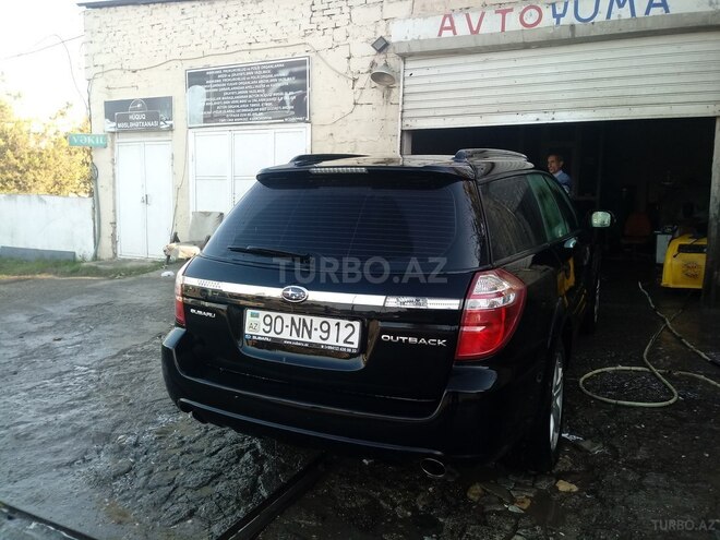 Subaru Outback 2007, 282,252 km - 2.5 л - Quba