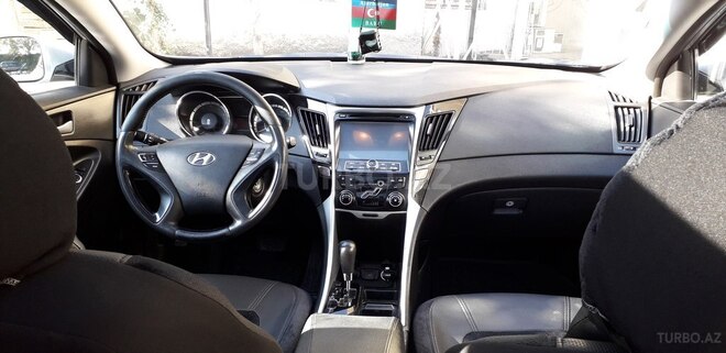 Hyundai Sonata 2010, 197,000 km - 2.4 л - Zaqatala