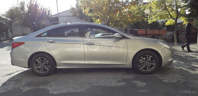 Hyundai Sonata 2010, 197,000 km - 2.4 л - Zaqatala