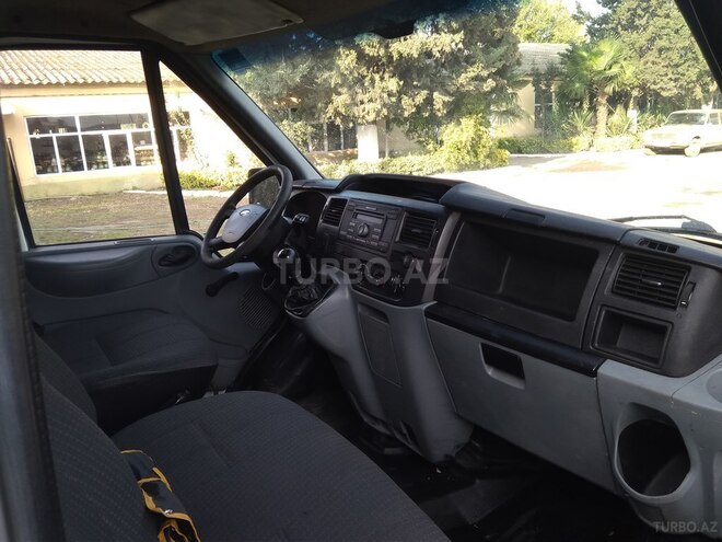 Ford Transit 2007, 201,000 km - 2.4 l - Cəlilabad