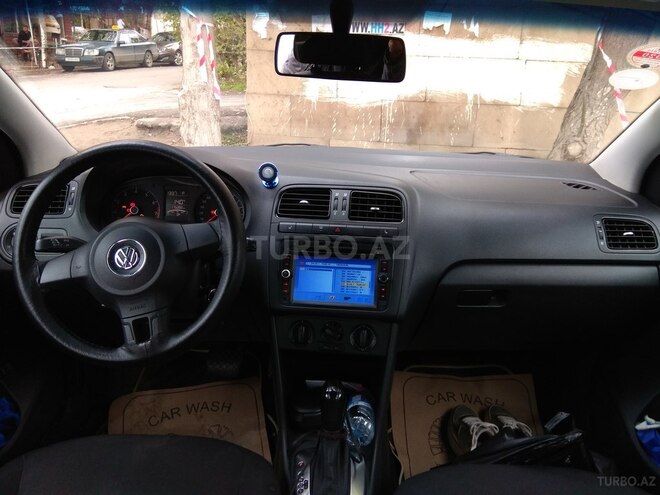 Volkswagen Polo 2015, 113,521 km - 1.6 l - Bakı