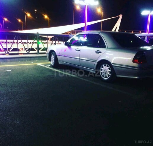Mercedes C 180 1999, 300,000 km - 1.8 л - Tovuz