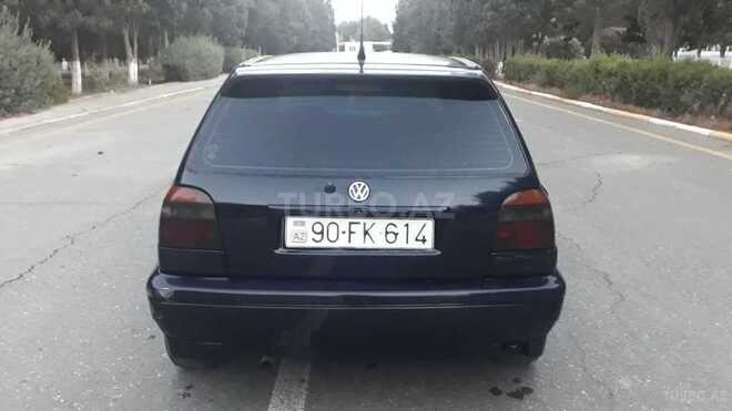 Volkswagen Golf 1997, 24,563 km - 2.0 l - Sumqayıt