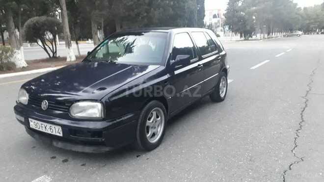 Volkswagen Golf 1997, 24,563 km - 2.0 l - Sumqayıt