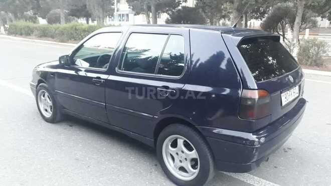 Volkswagen Golf 1997, 24,563 km - 2.0 l - Sumqayıt