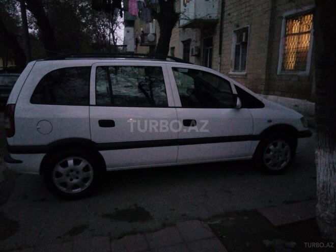 Opel Zafira 2003, 255,000 km - 2.0 л - Sumqayıt
