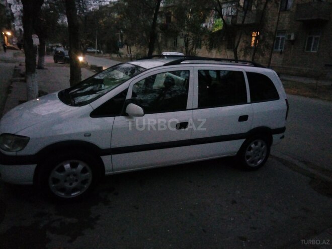 Opel Zafira 2003, 255,000 km - 2.0 л - Sumqayıt
