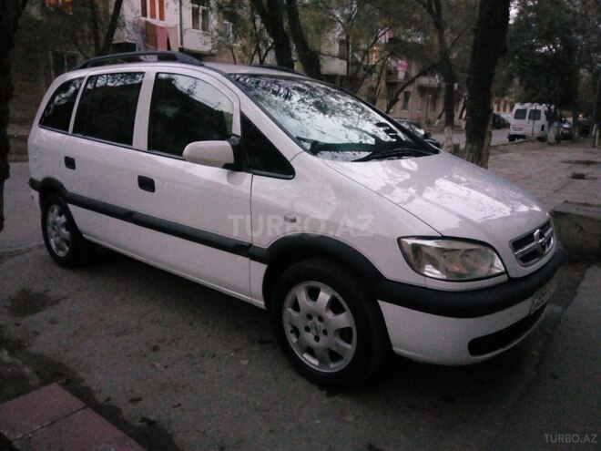 Opel Zafira 2003, 255,000 km - 2.0 л - Sumqayıt