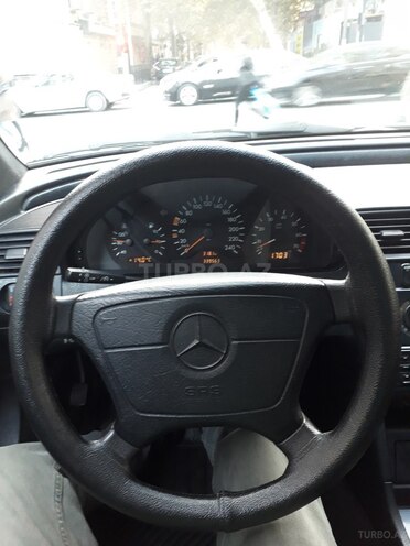 Mercedes C 180 1998, 330,000 km - 1.8 л - Bakı