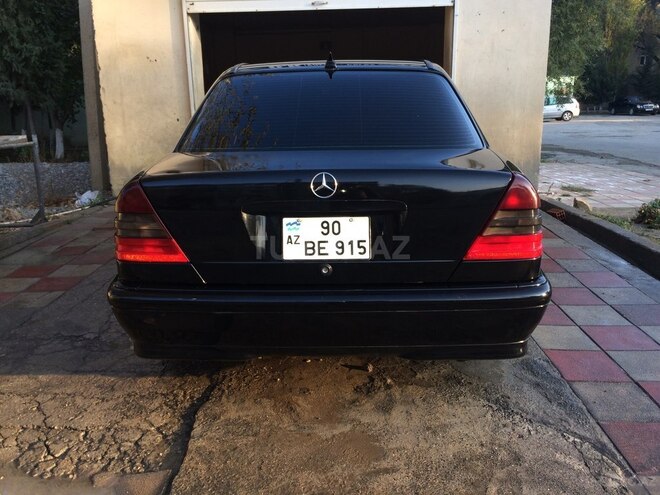 Mercedes C 280 1997, 256,000 km - 2.8 l - Sumqayıt