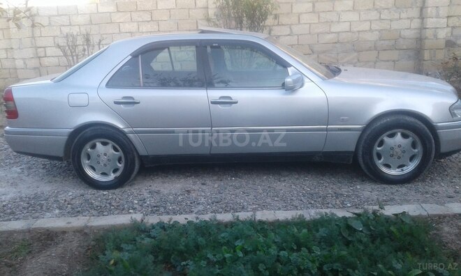 Mercedes C 180 1997, 327,999 km - 1.8 л - Mingəçevir