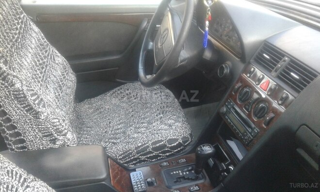 Mercedes C 180 1997, 327,999 km - 1.8 л - Mingəçevir