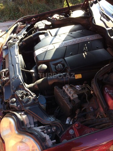 Mercedes C 240 2002, 176,000 km - 2.6 l - Bakı