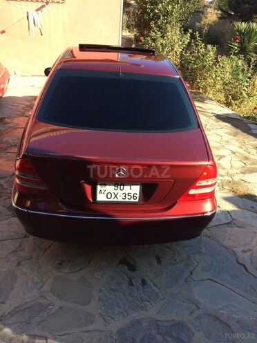 Mercedes C 240 2002, 176,000 km - 2.6 l - Bakı
