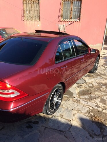Mercedes C 240 2002, 176,000 km - 2.6 l - Bakı