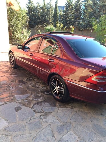 Mercedes C 240 2002, 176,000 km - 2.6 l - Bakı