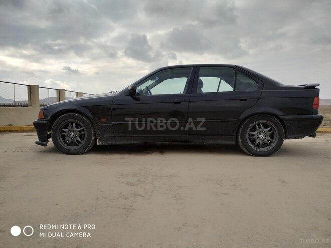 BMW 320 1992, 2,560,062 km - 2.0 l - Bakı