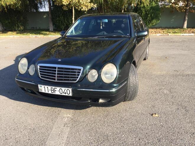 Mercedes E 240 2000, 27,525 km - 2.6 l - Bakı