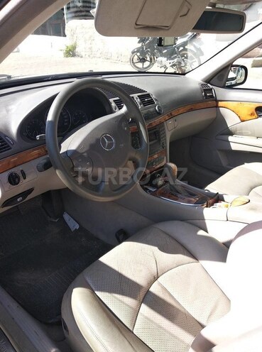 Mercedes E 270 2002, 285,000 km - 2.7 l - Gəncə