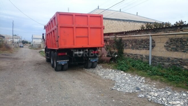 KamAz 6520 2006, 320,000 km - 0.4 l - Goranboy