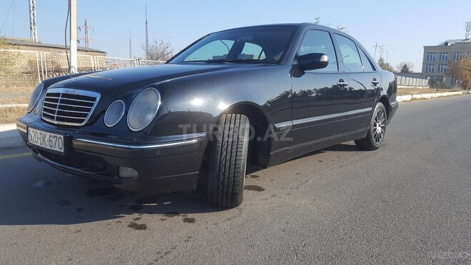 Mercedes E 240 1999, 275,577 km - 2.4 l - Gəncə