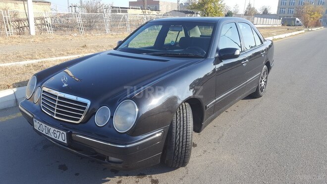 Mercedes E 240 1999, 275,577 km - 2.4 l - Gəncə