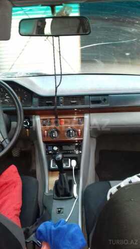 Mercedes E 200 1990, 450,000 km - 2.0 l - Cəlilabad