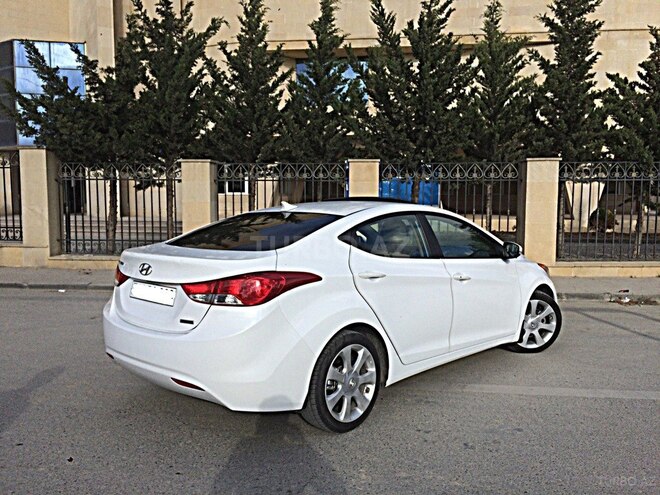 Hyundai Elantra 2013, 22,700 km - 1.8 l - Bakı