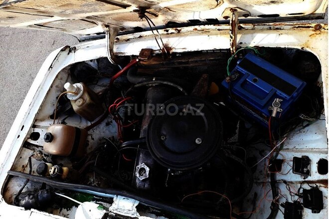 LADA (VAZ) 2106 1983, 355,000 km - 1.6 l - Bakı