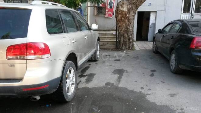 Volkswagen Touareg 2004, 285,000 km - 3.2 l - Bakı