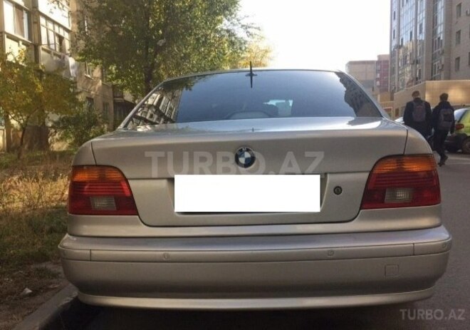 BMW 530 2000, 243,500 km - 3.0 l - Bakı
