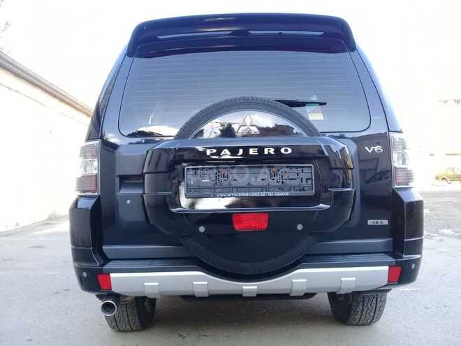 Mitsubishi Pajero 2008, 128,000 km - 3.0 l - Bakı