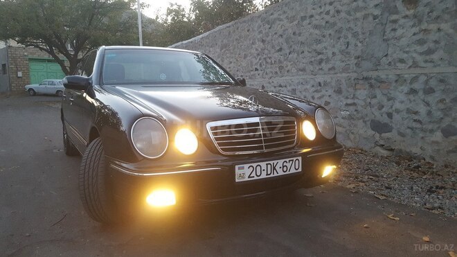 Mercedes E 240 1999, 275,577 km - 2.4 l - Gəncə