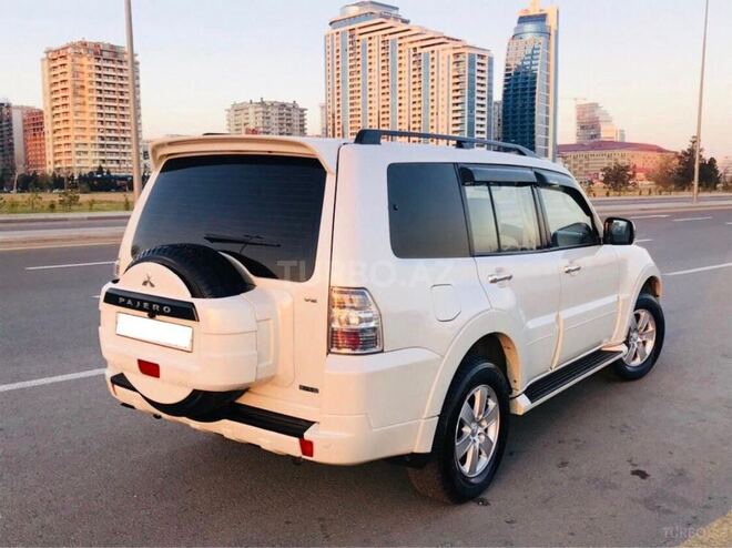 Mitsubishi Pajero 2007, 166,000 km - 3.0 l - Bakı