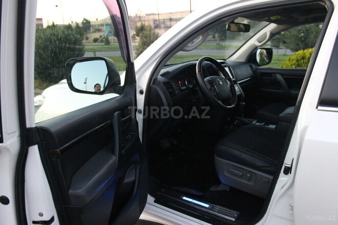 Toyota Land Cruiser 2011, 134,890 km - 4.0 l - Bakı