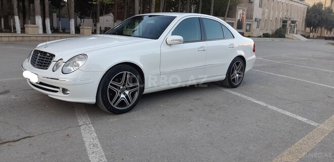 Mercedes E 240 2002, 241,000 km - 2.6 l - Bakı