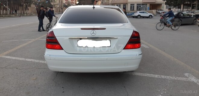 Mercedes E 240 2002, 241,000 km - 2.6 l - Bakı